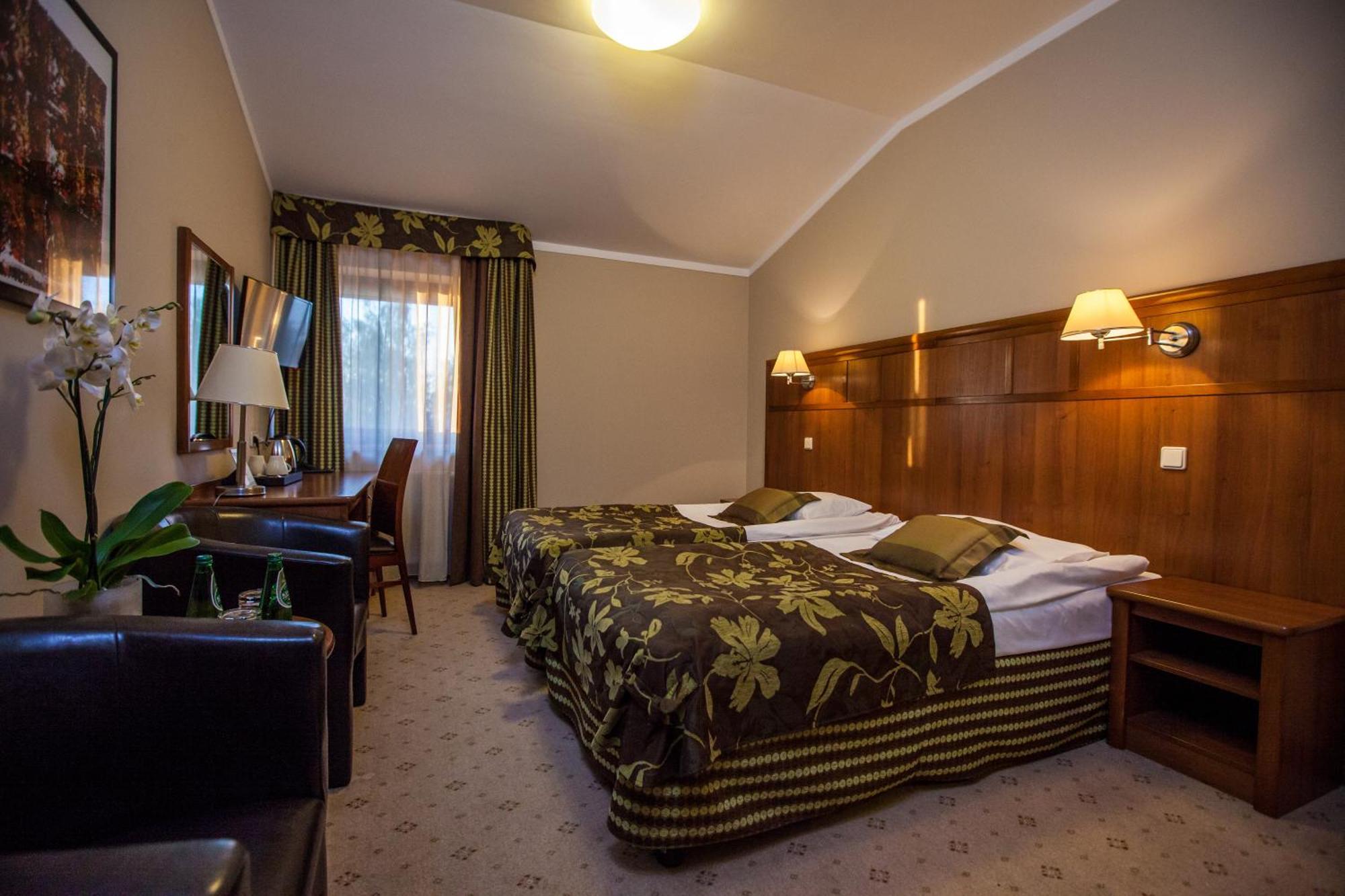 Single Room,1212237706:JPEG